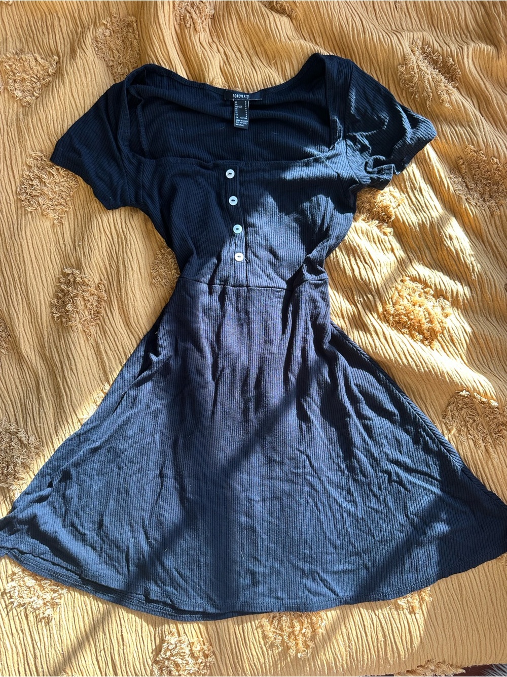 Casual black Short Sleeve Button-Front Skater Dress